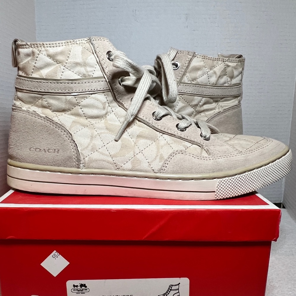 Coach Pita Putty Denim logo and Suede size 9